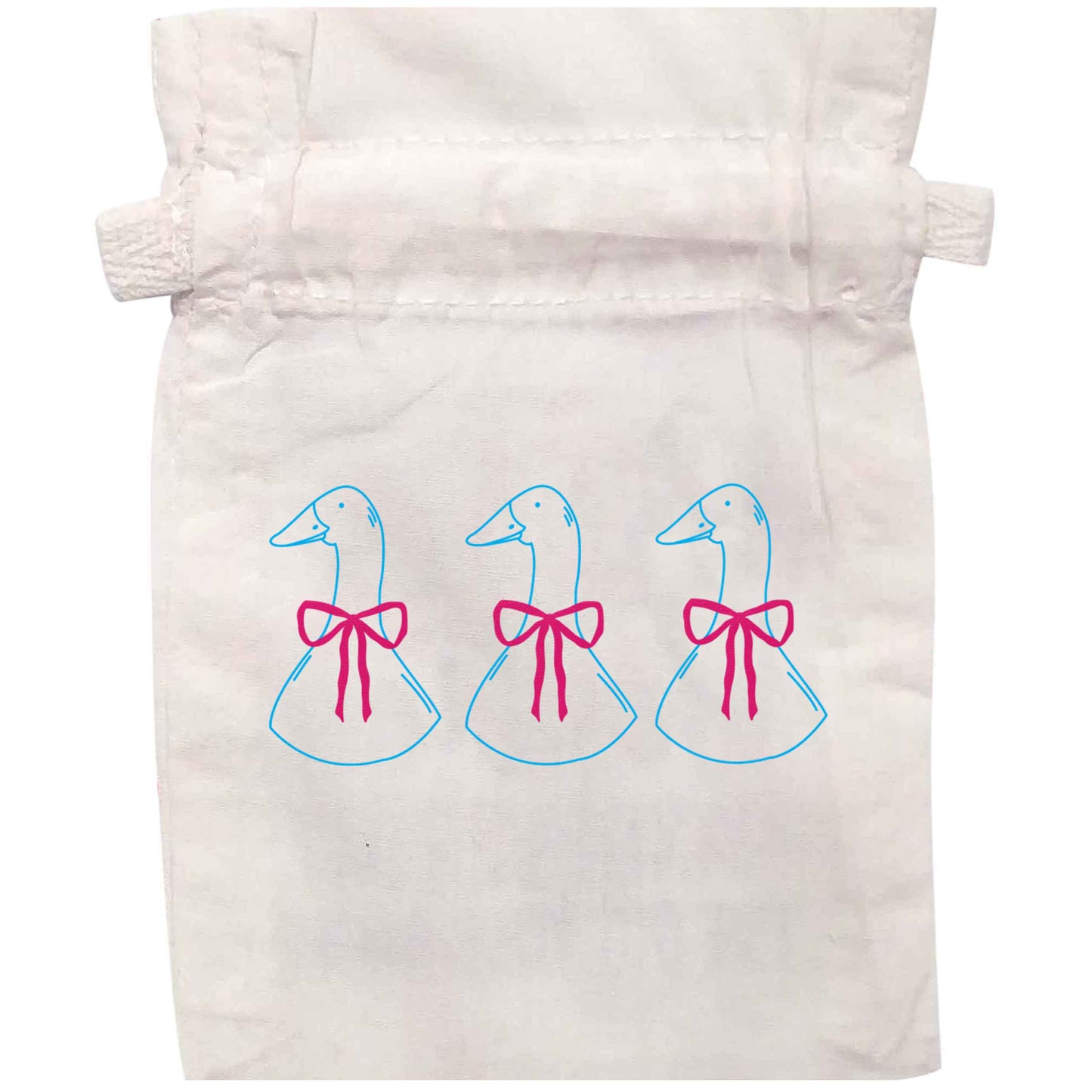 Three geese illustration | XS - L | Pouch / Drawstring bag / Sack | Organic Cotton | Bulk discounts available!