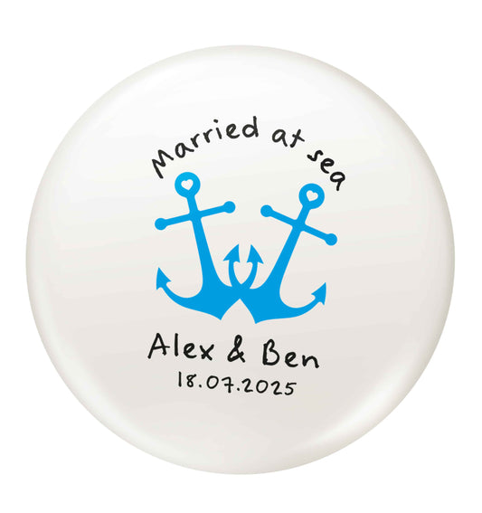 Married at sea blue anchors small 25mm Pin badge