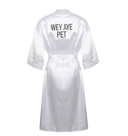 Wey Aye Pet XL/XXL white ladies dressing gown size 16/18