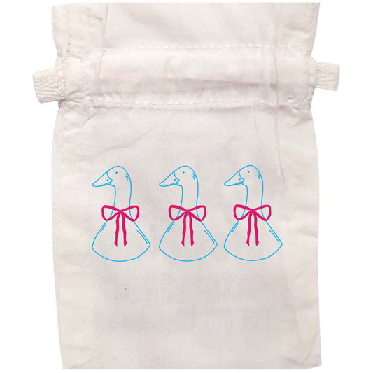 Three geese illustration | XS - L | Pouch / Drawstring bag / Sack | Organic Cotton | Bulk discounts available!