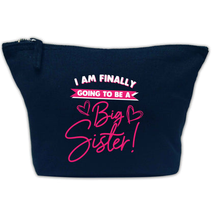 Finally going to be a big sister | Makeup / wash bag