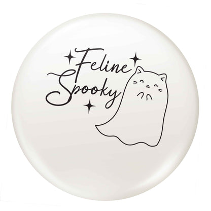 Feline spooky small 25mm Pin badge
