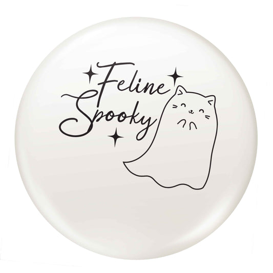 Feline spooky small 25mm Pin badge