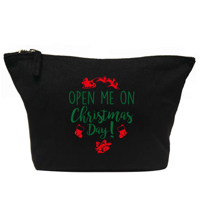 Open me on Christmas day! | Makeup / wash bag