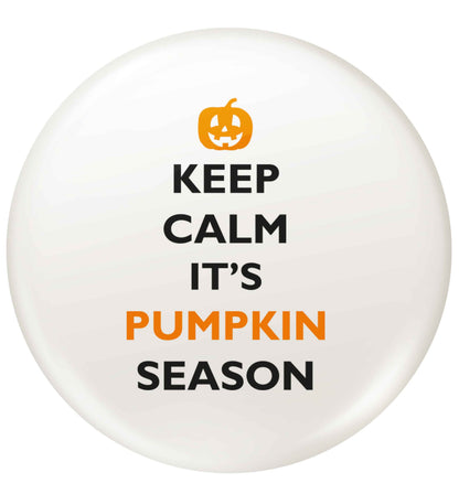 Calm Pumpkin Season small 25mm Pin badge