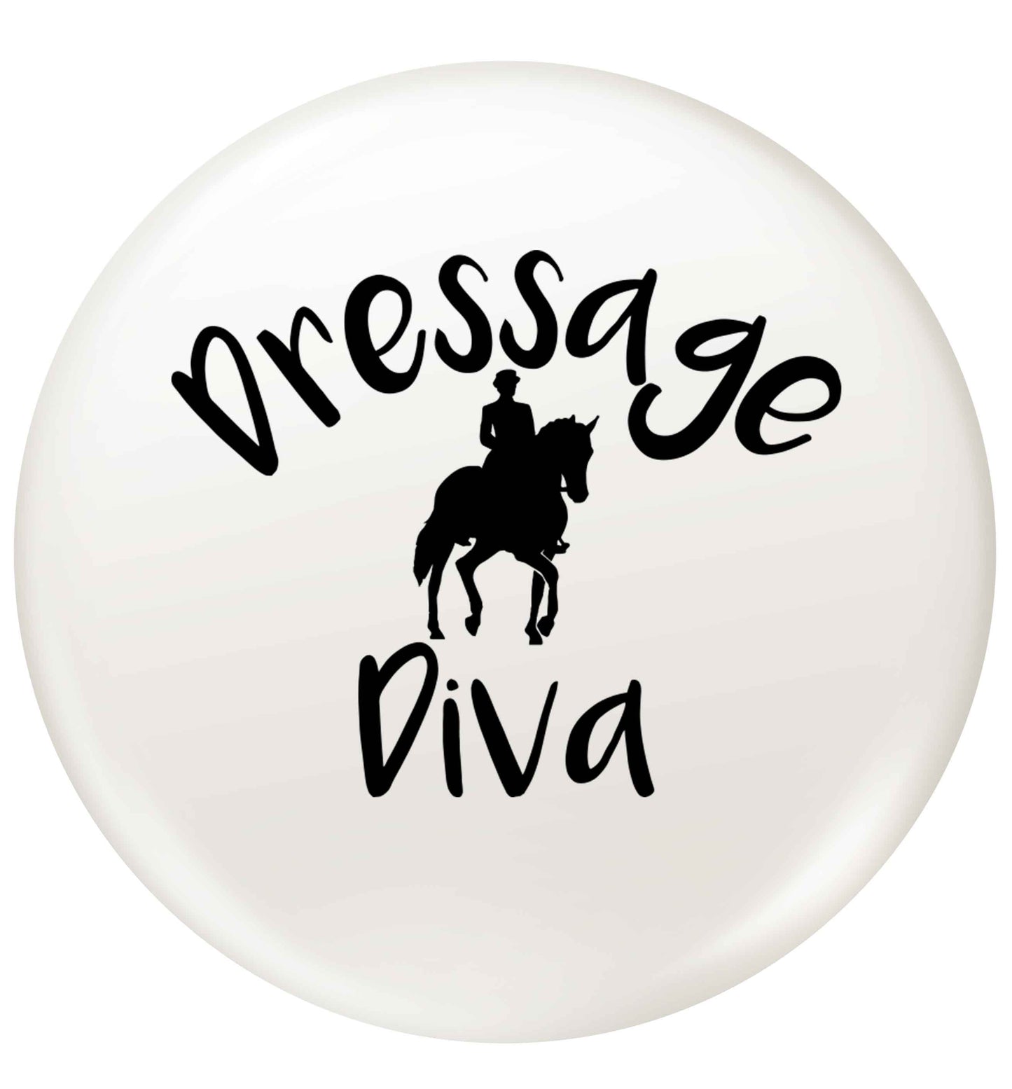 Dressage diva small 25mm Pin badge