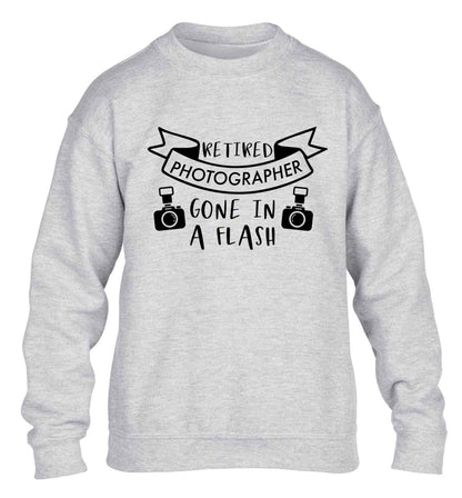 Retired photographer gone in a flash children's grey sweater 12-13 Years