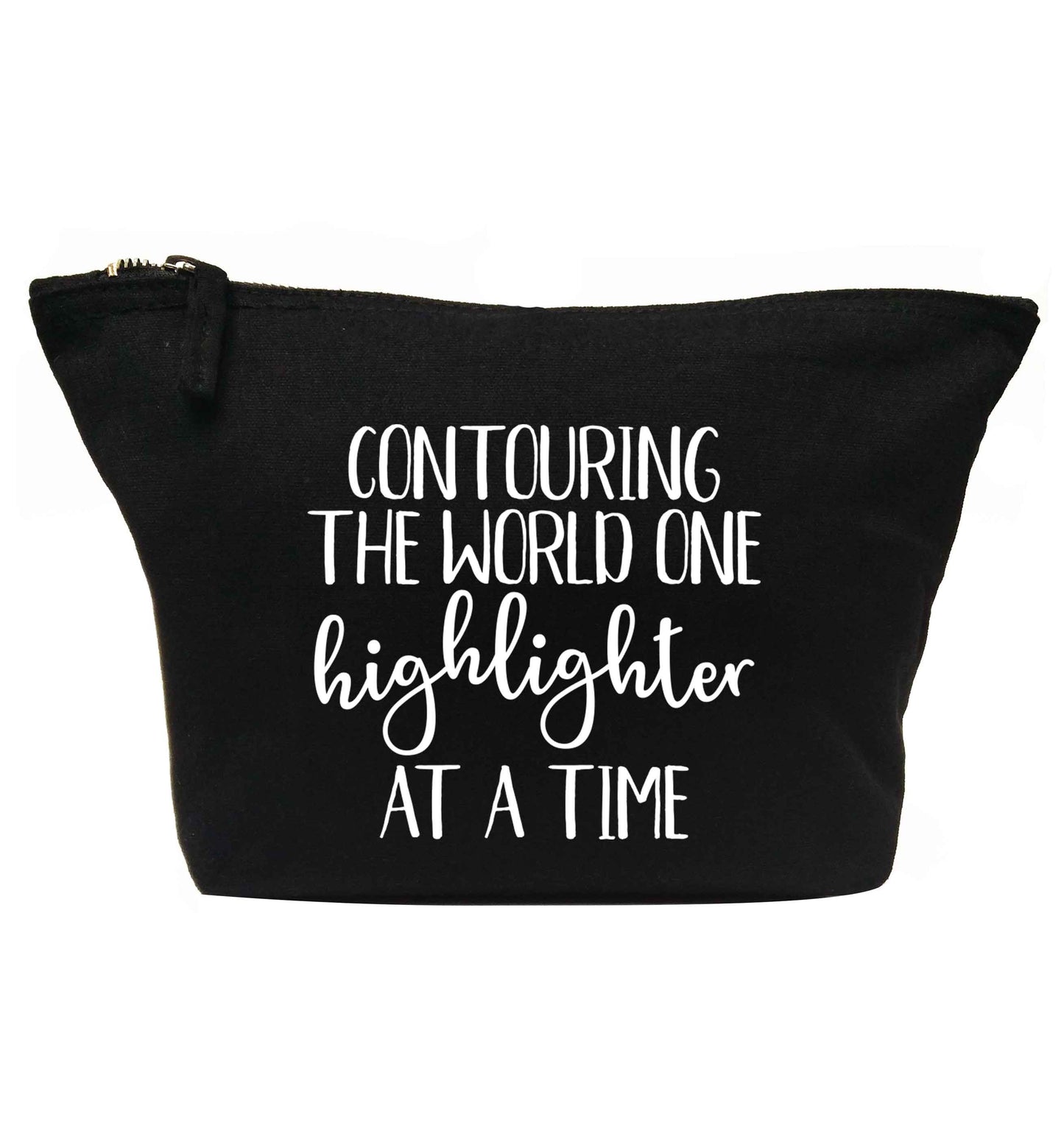 Contouring the world one highlighter at a time | makeup / wash bag
