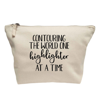 Contouring the world one highlighter and a time | makeup / wash bag
