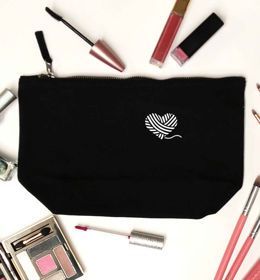 Knitted heart pocket black makeup bag