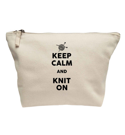 Keep calm and knit on | makeup / wash bag