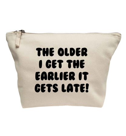 The older I get the earlier it gets late! | makeup / wash bag