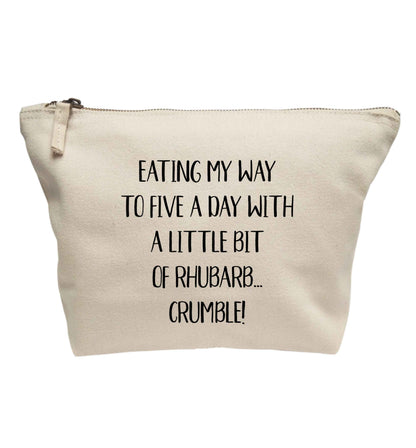 Eating my way to five a day with a little bit of rhubarb crumble | makeup / wash bag