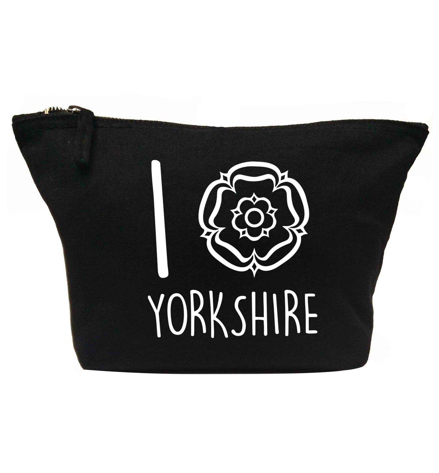 I love Yorkshire | makeup / wash bag