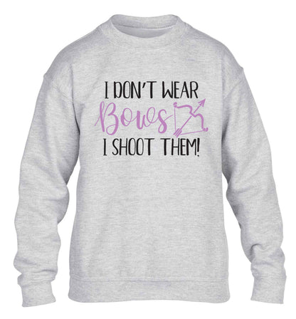 I don't wear bows I shoot them children's grey sweater 12-13 Years