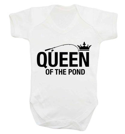 Queen of the pond Baby Vest white 18-24 months