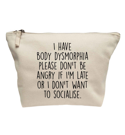 I have body dysmorphia, please don't be angry if I'm late or I don't want to socialise | Makeup / wash bag