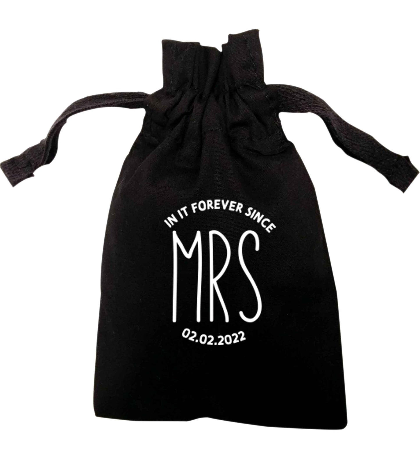 Mrs in it forever personalised date  | XS - L | Pouch / Drawstring bag / Sack | Organic Cotton | Bulk discounts available!
