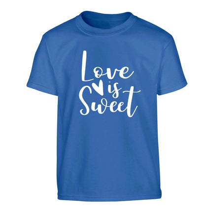 Love really does make the world go round! Ideal for weddings, valentines or just simply to show someone you love them!  Children's blue Tshirt 12-13 Years