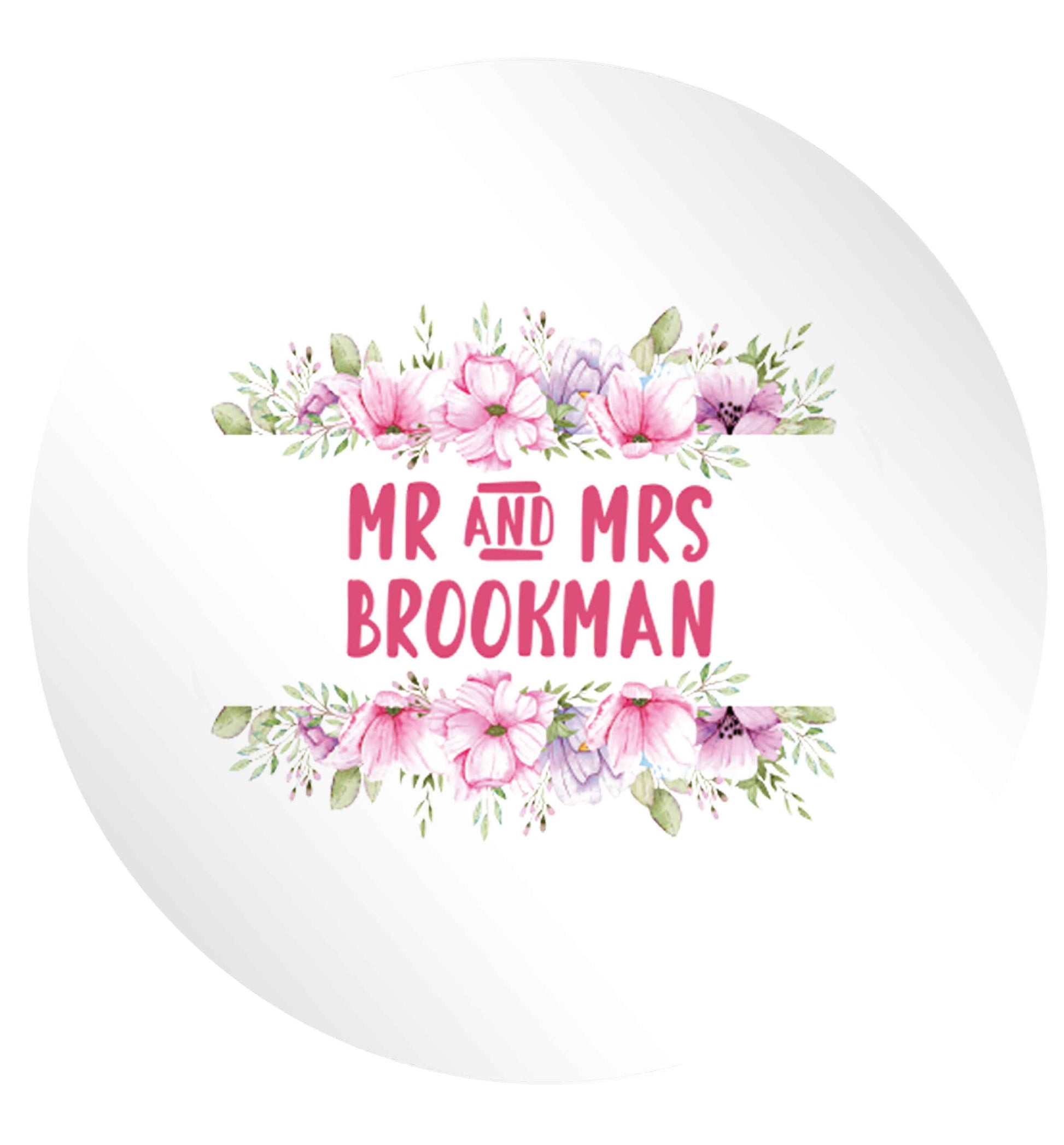 Personalised Mr and Mrs wedding and date! Ideal wedding favours! 24 @ 45mm matt circle stickers