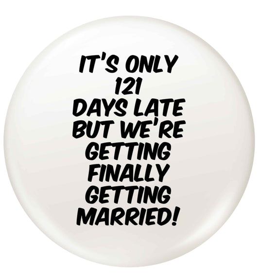 Personalised wedding thank you's Mr and Mrs wedding and date! Ideal wedding favours! small 25mm Pin badge