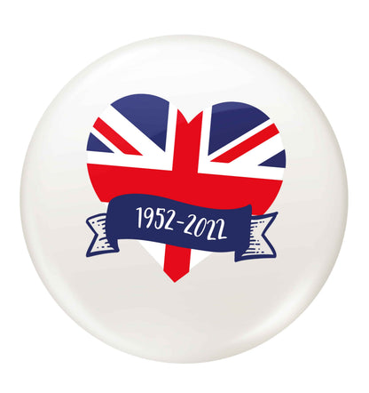 British flag heart Queens jubilee small 25mm Pin badge