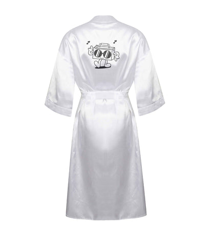 Boombox XL/XXL white ladies dressing gown size 16/18