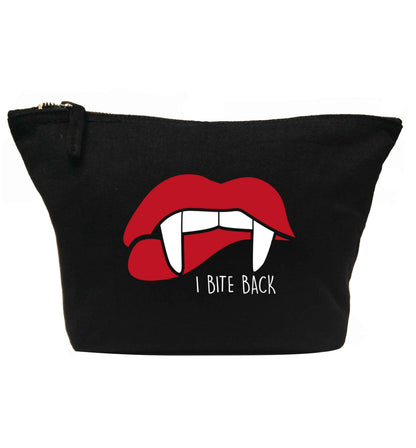 I bite back | Makeup / wash bag
