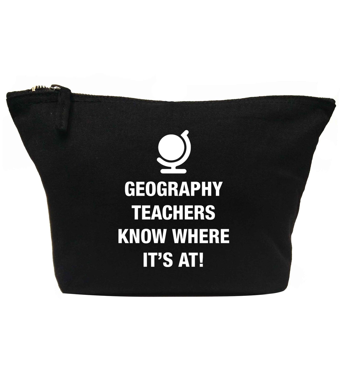 Geography teachers know where it's at | Makeup / wash bag