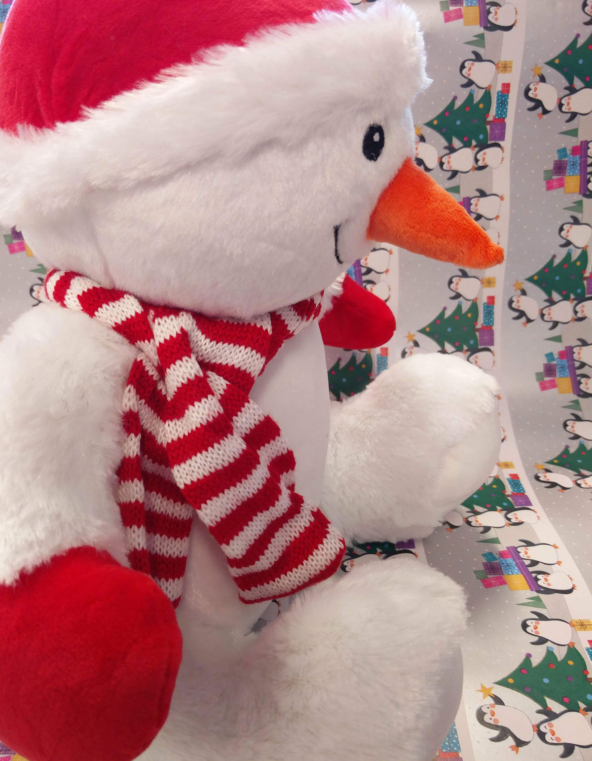 Personalised snowman teddy | Christmas gifts | Flox Creative